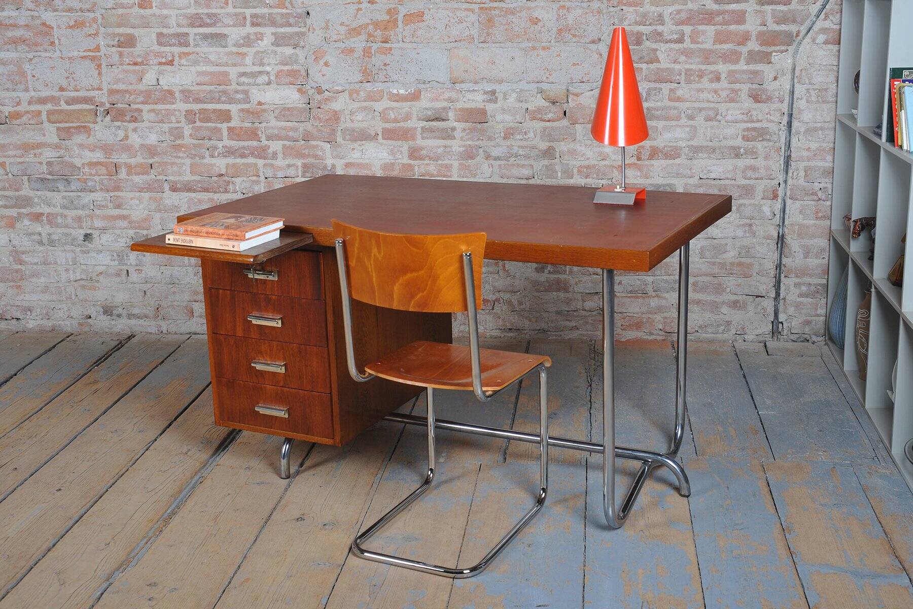 Bauhaus Writing Desk in Oak and Chrome attributed to Hynek Gottwald, Czechia, 1930s