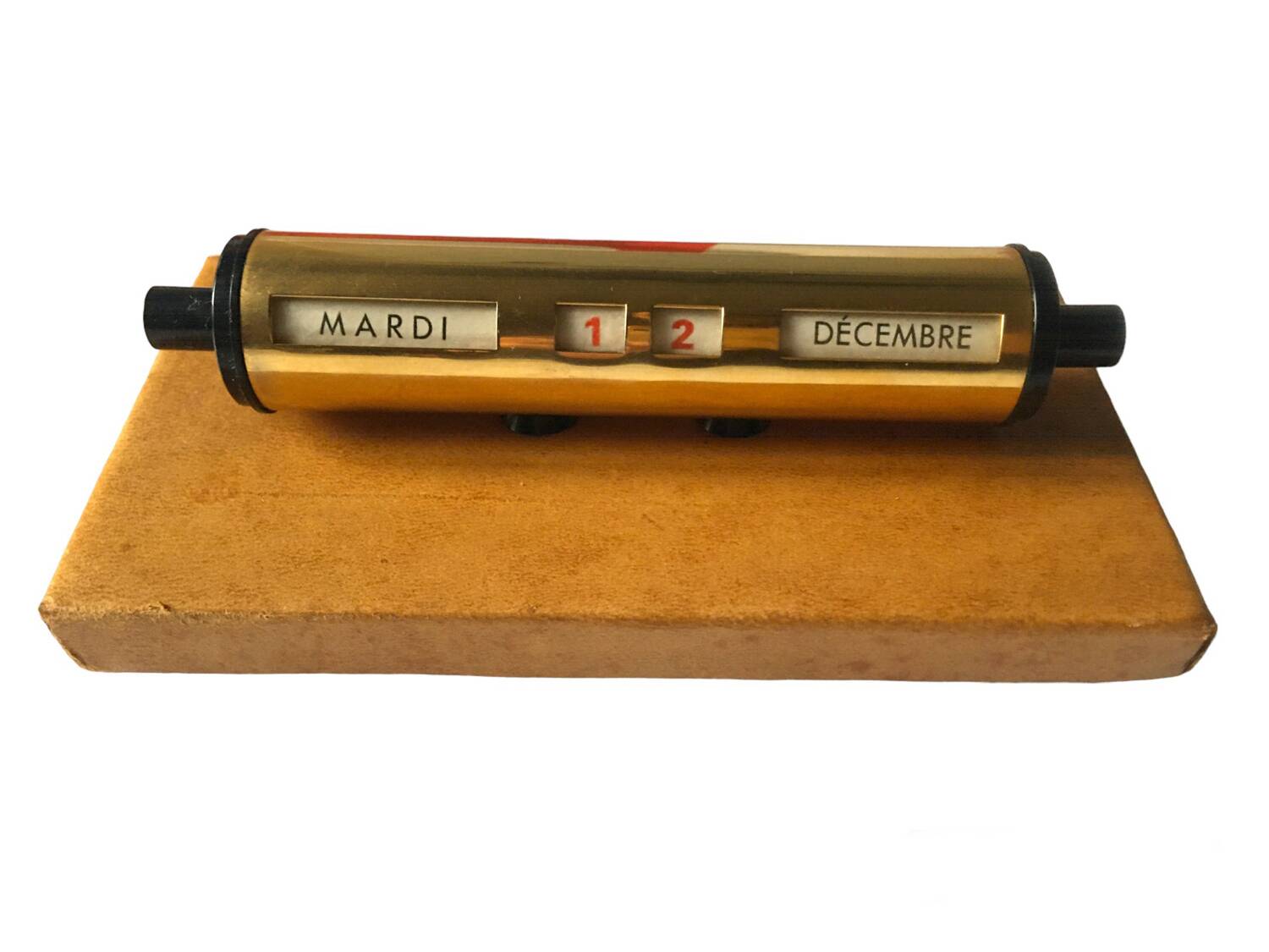 leather perpetual desk calendar