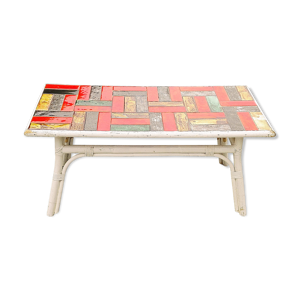 table basse bambou peint