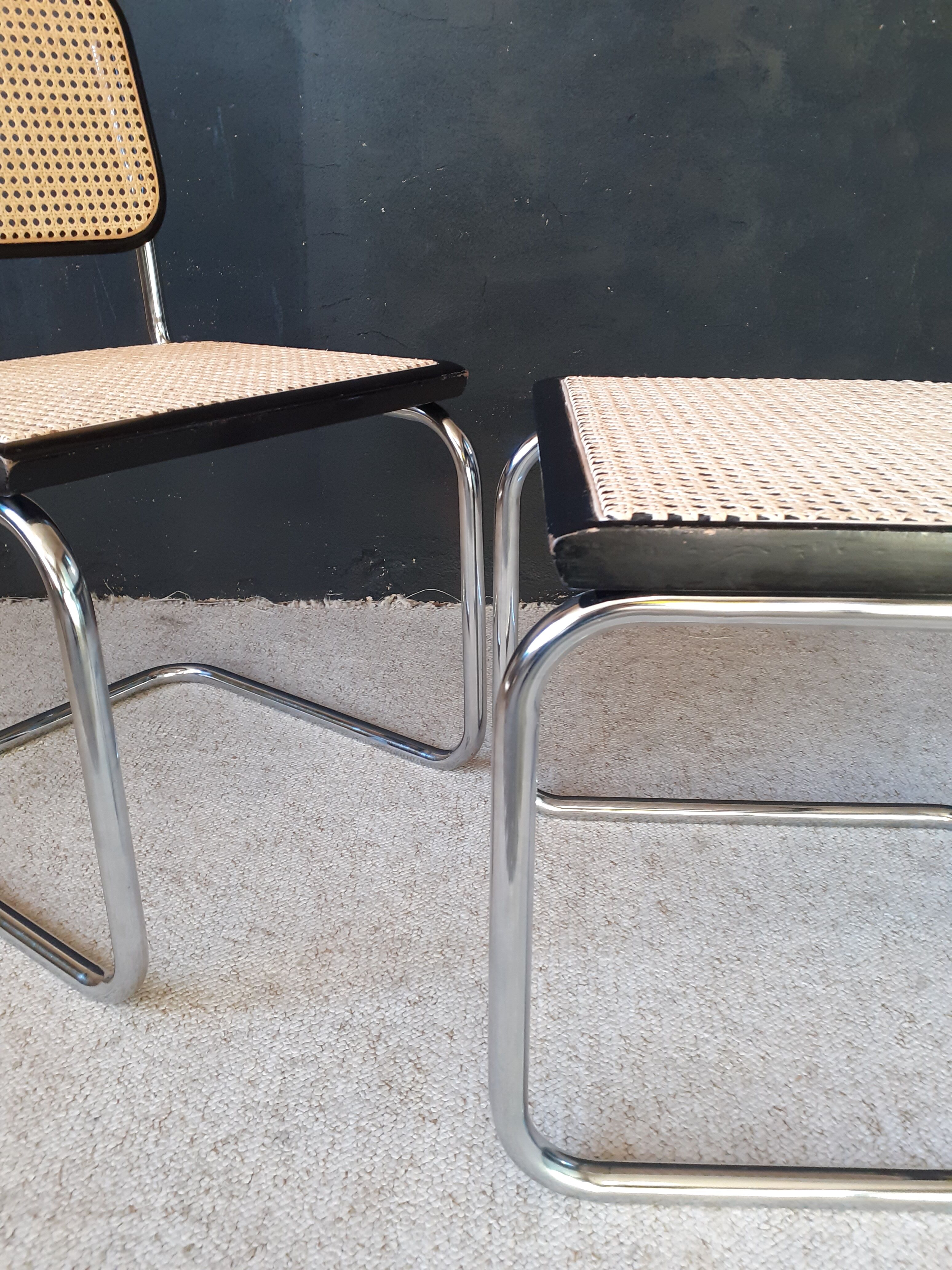 Pair of chairs B32 Breuer