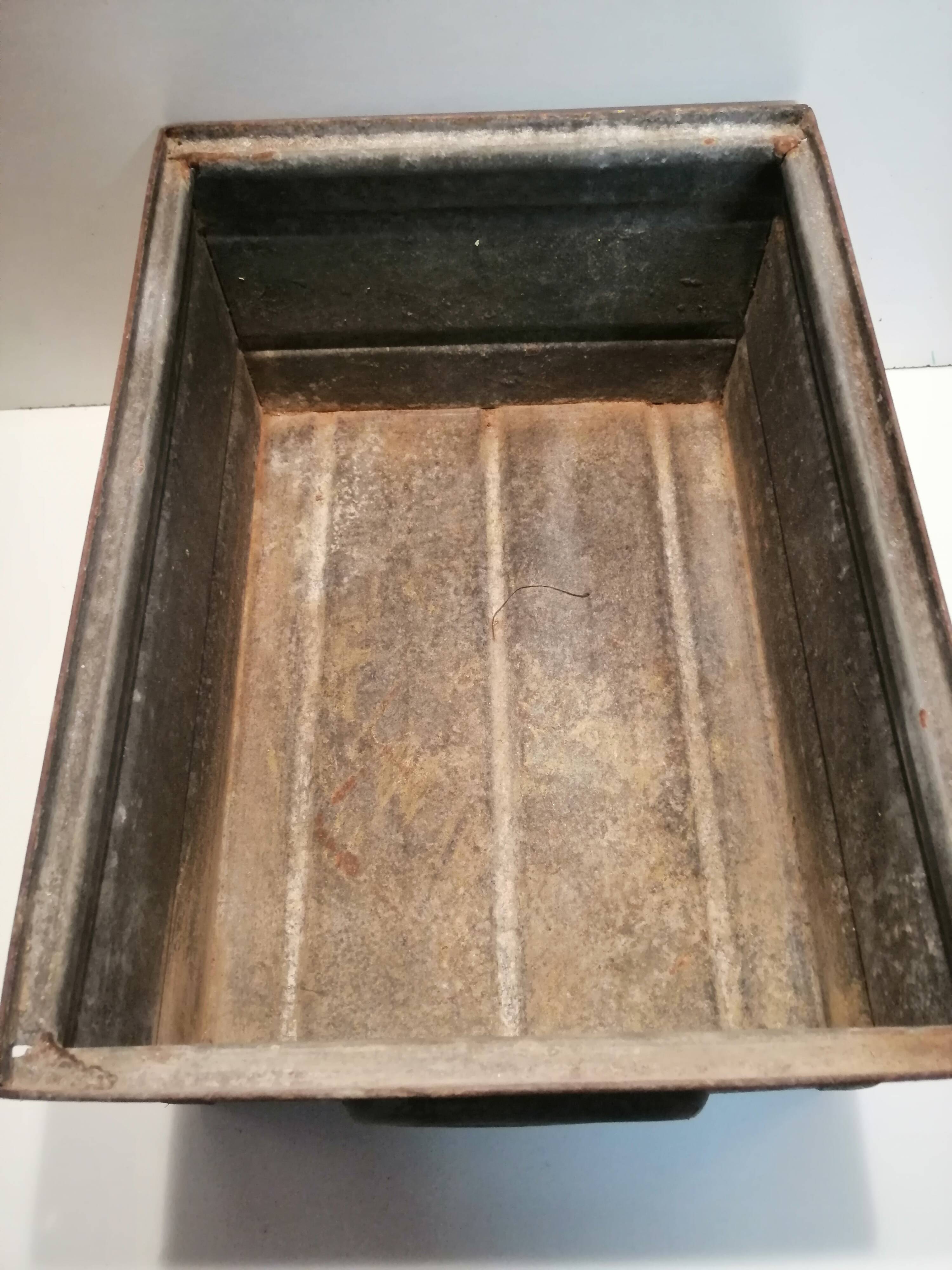 Industrial metal tray or box