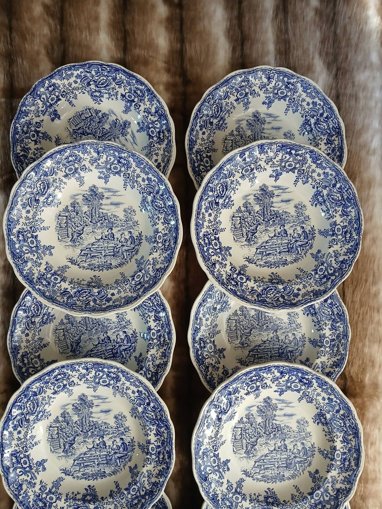 12 antique flat plates Lunéville KG