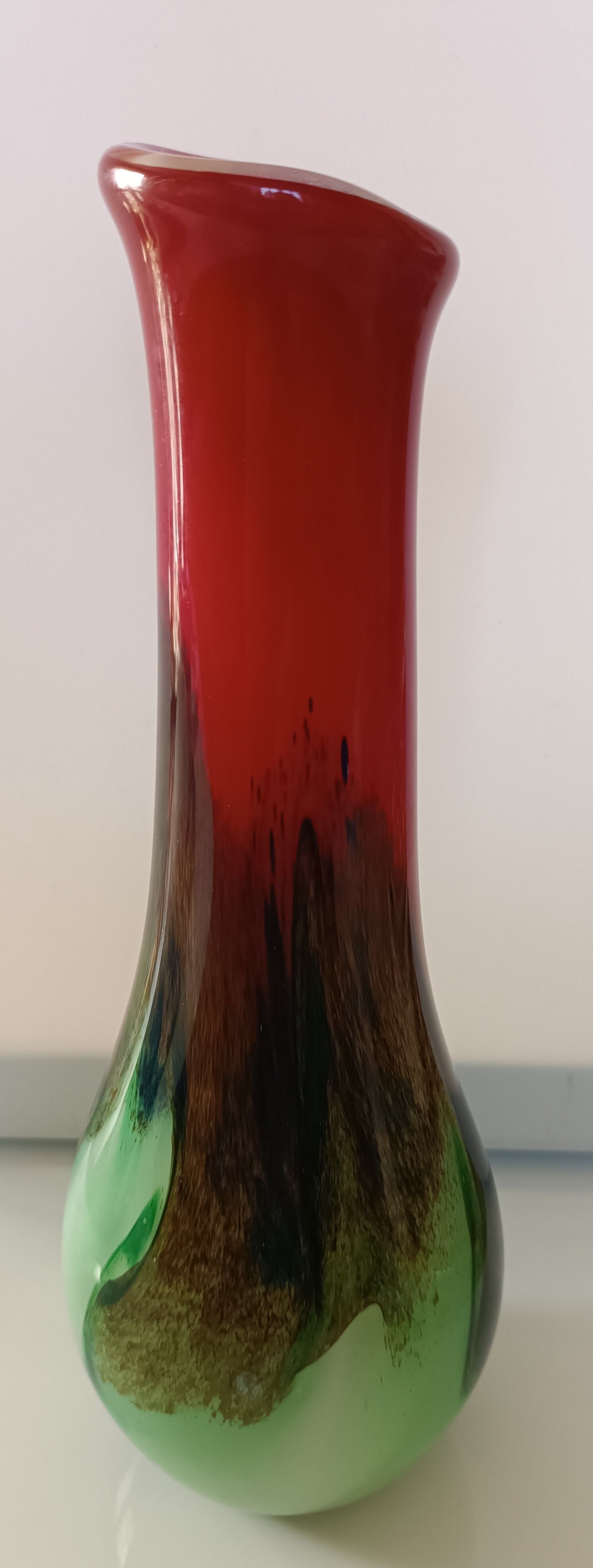 Multicolored glass paste vase signed Gabriel Milesi master glassmaker