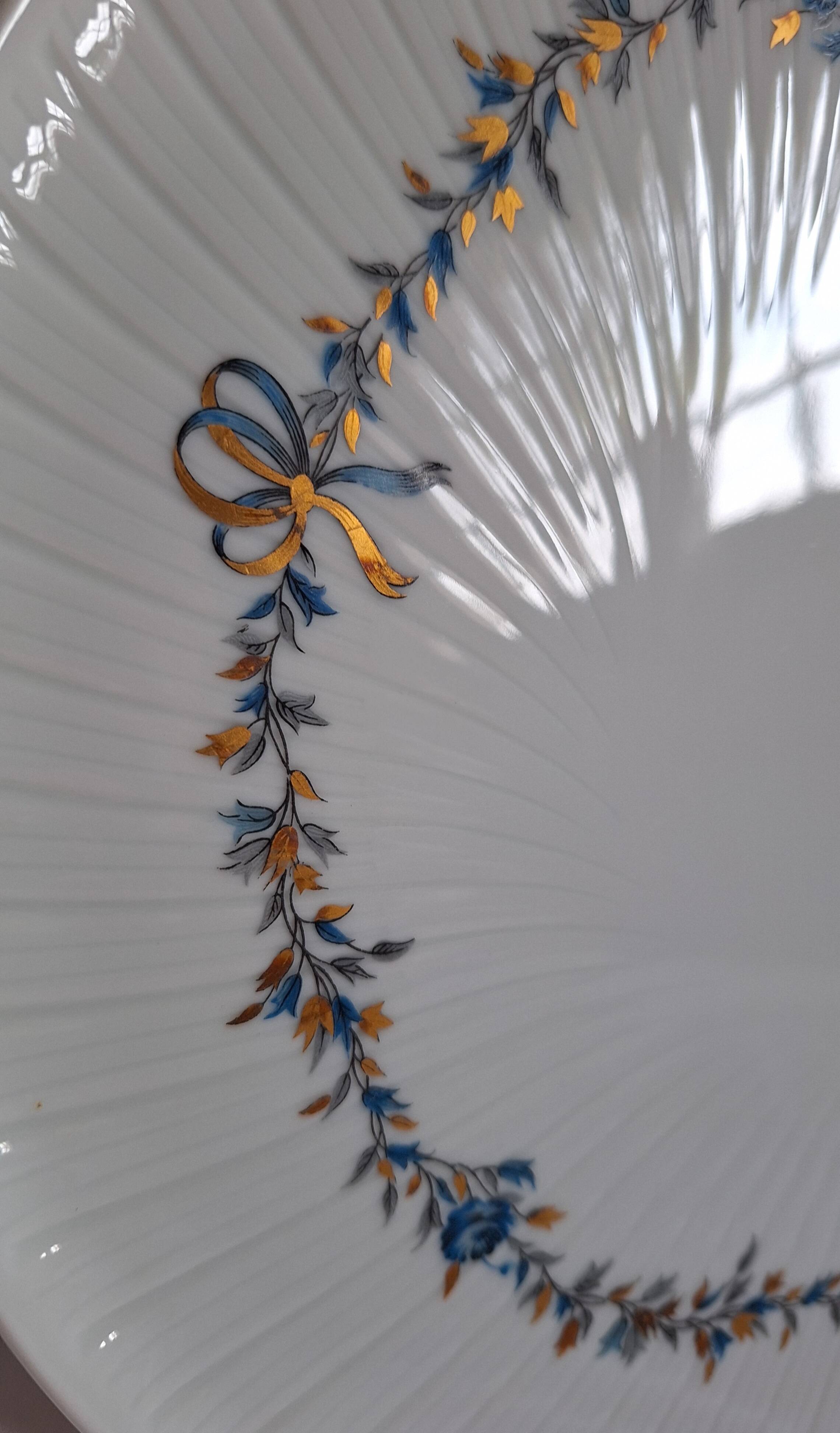 Vintage porcelain presentation plate