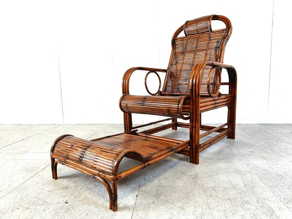 Chaise de jardin, chaise longue en rotin et bambou, années 1950