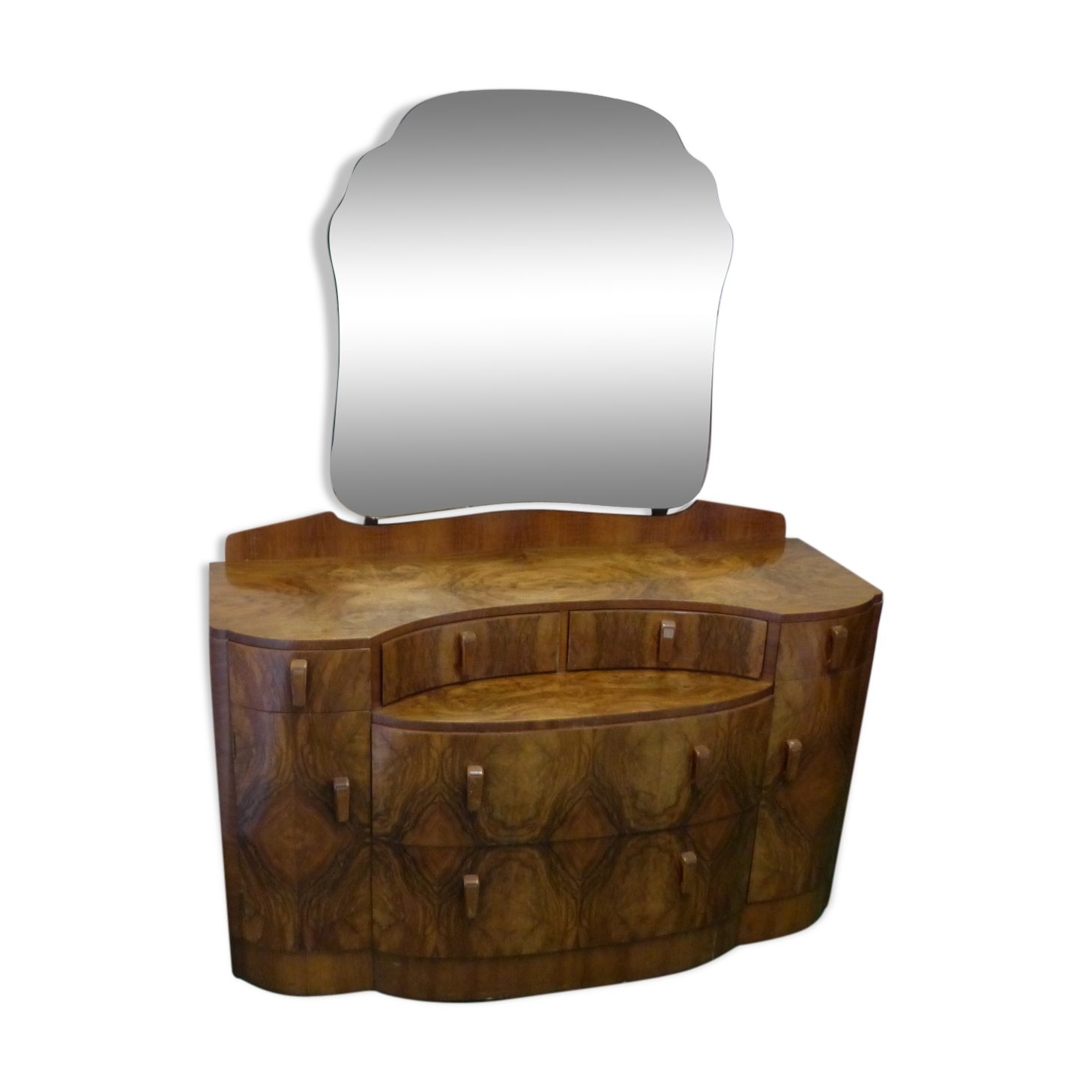 Art deco dressing table