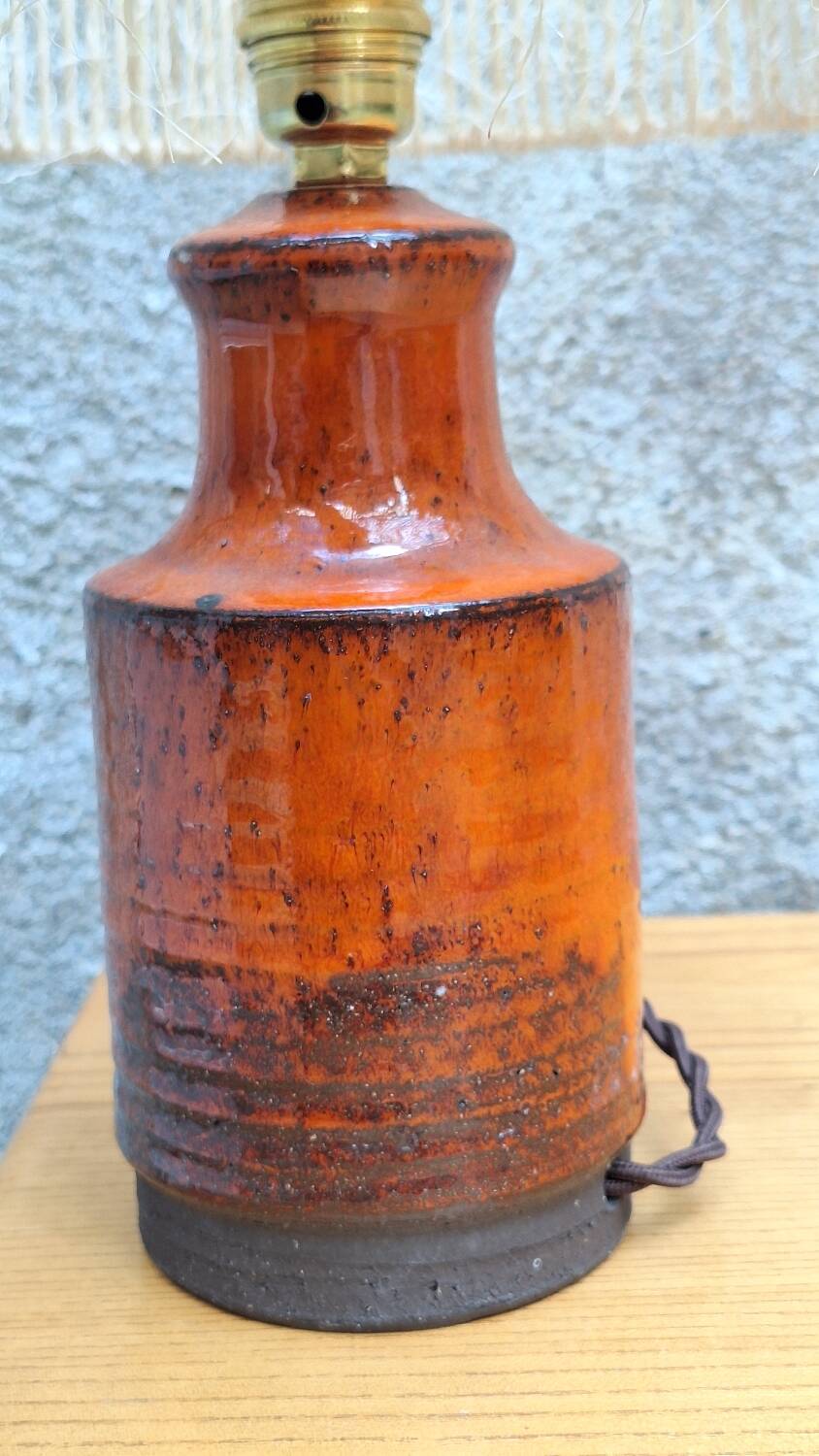 Lampe a poser en céramique signé Belka, Danemark abat jour en corde