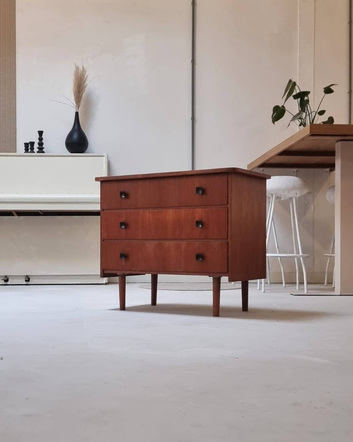 Mode à tiroirs du milieu du siècle