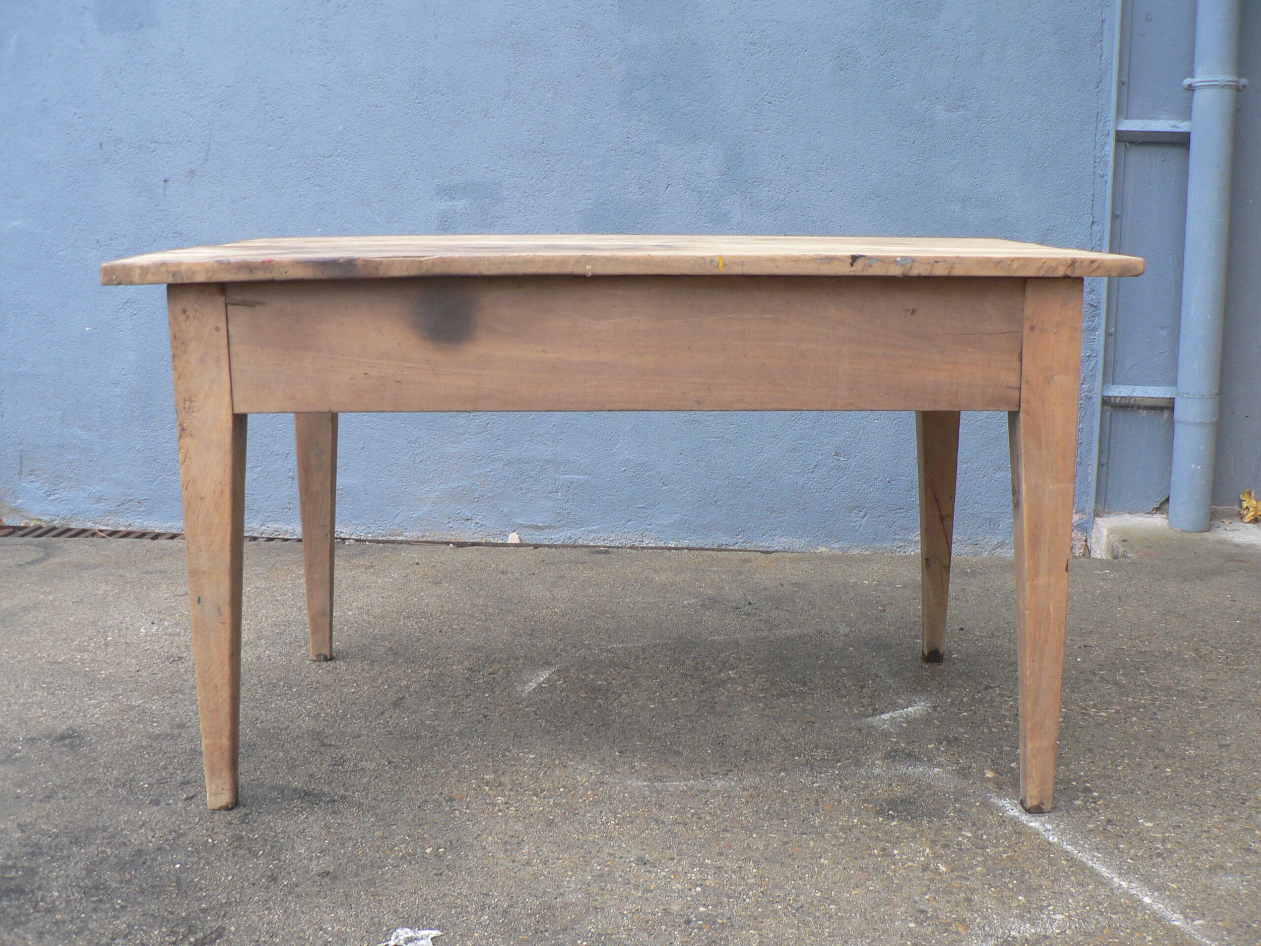 Farm drawer table