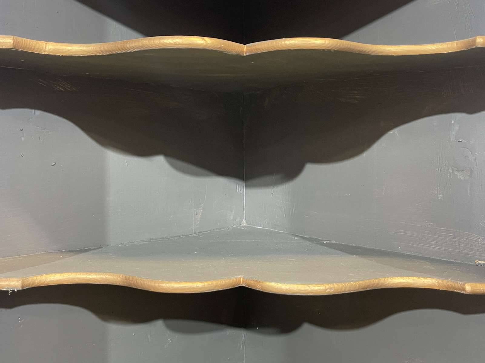 19th century English corner cabinet in walnut, mahogany and oak