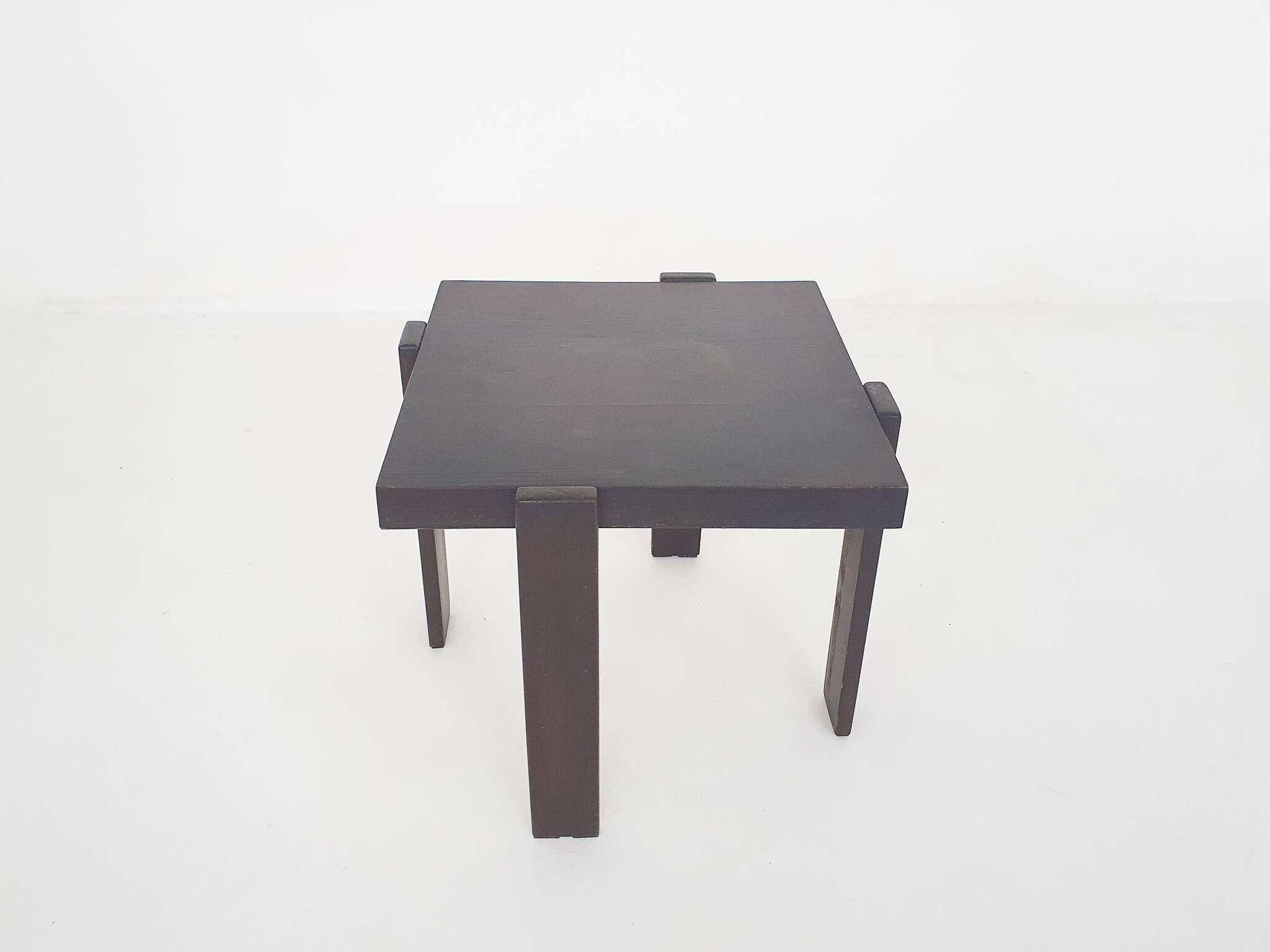 Dark brown square side table in the style of Porada Arredi, 1960's