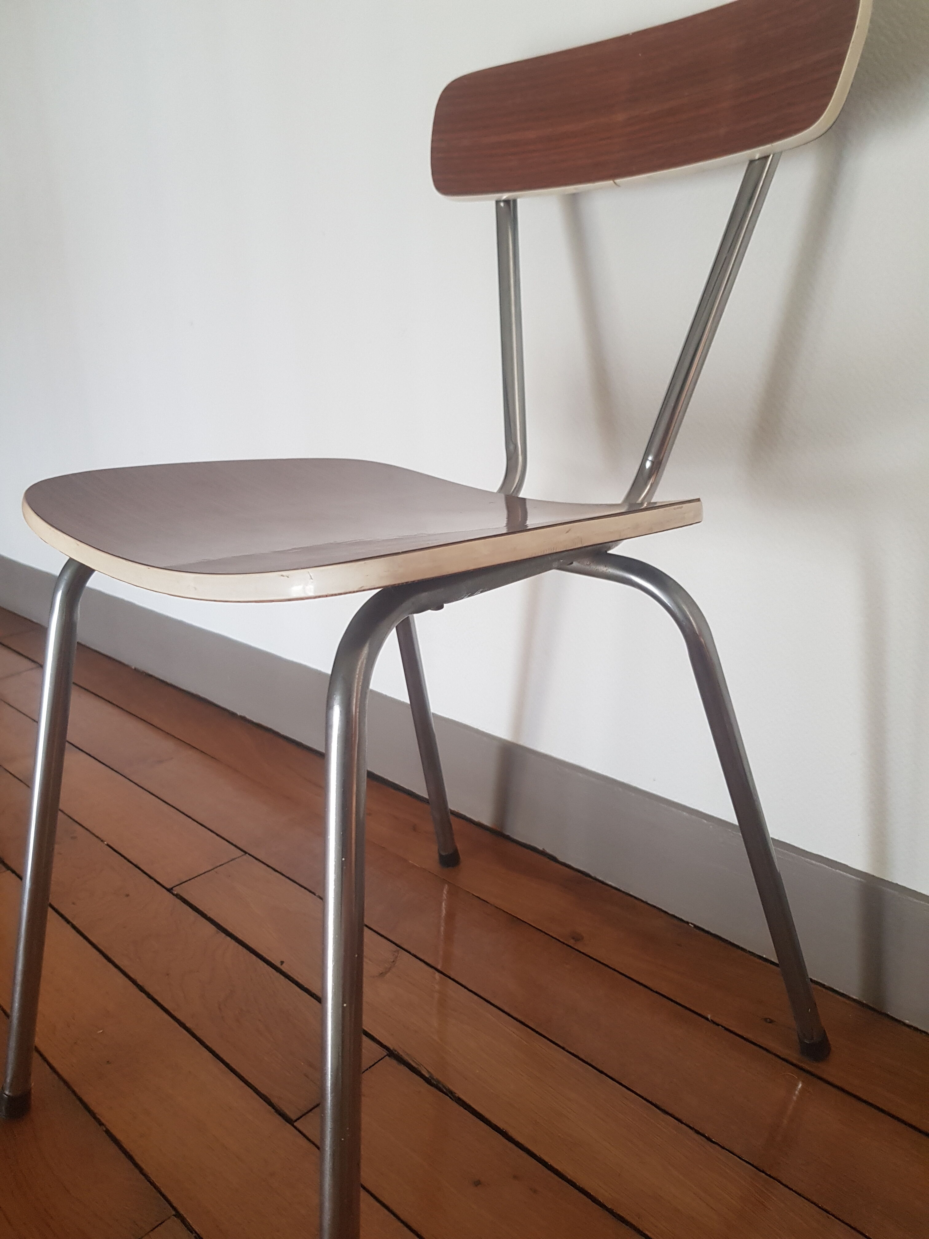Chair formica