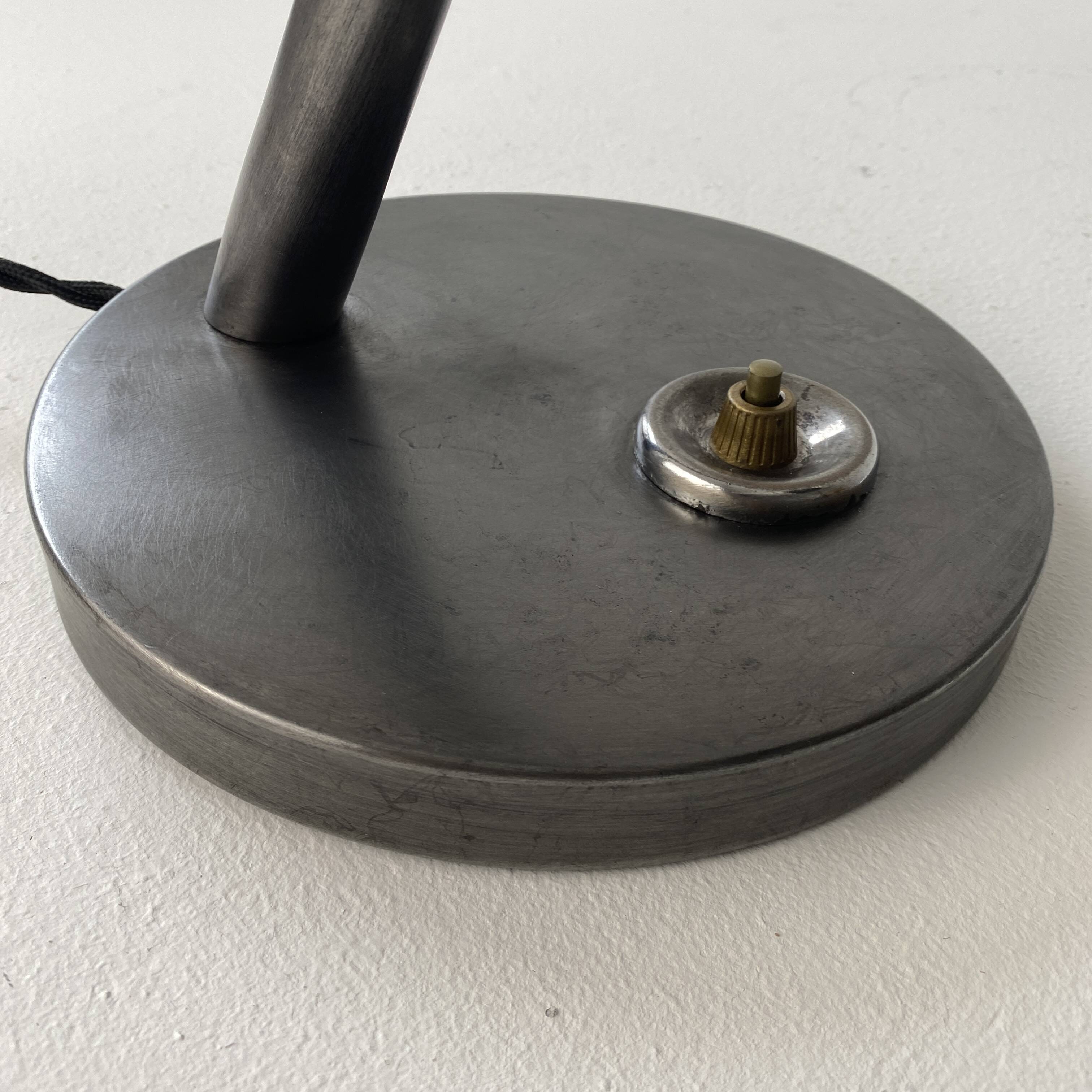 Old Jumo 950 vintage desk lamp