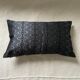 Coussin Kachin noir brillant 30x50 cm
