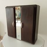 Vintage metal medicine cabinet from the 1950s