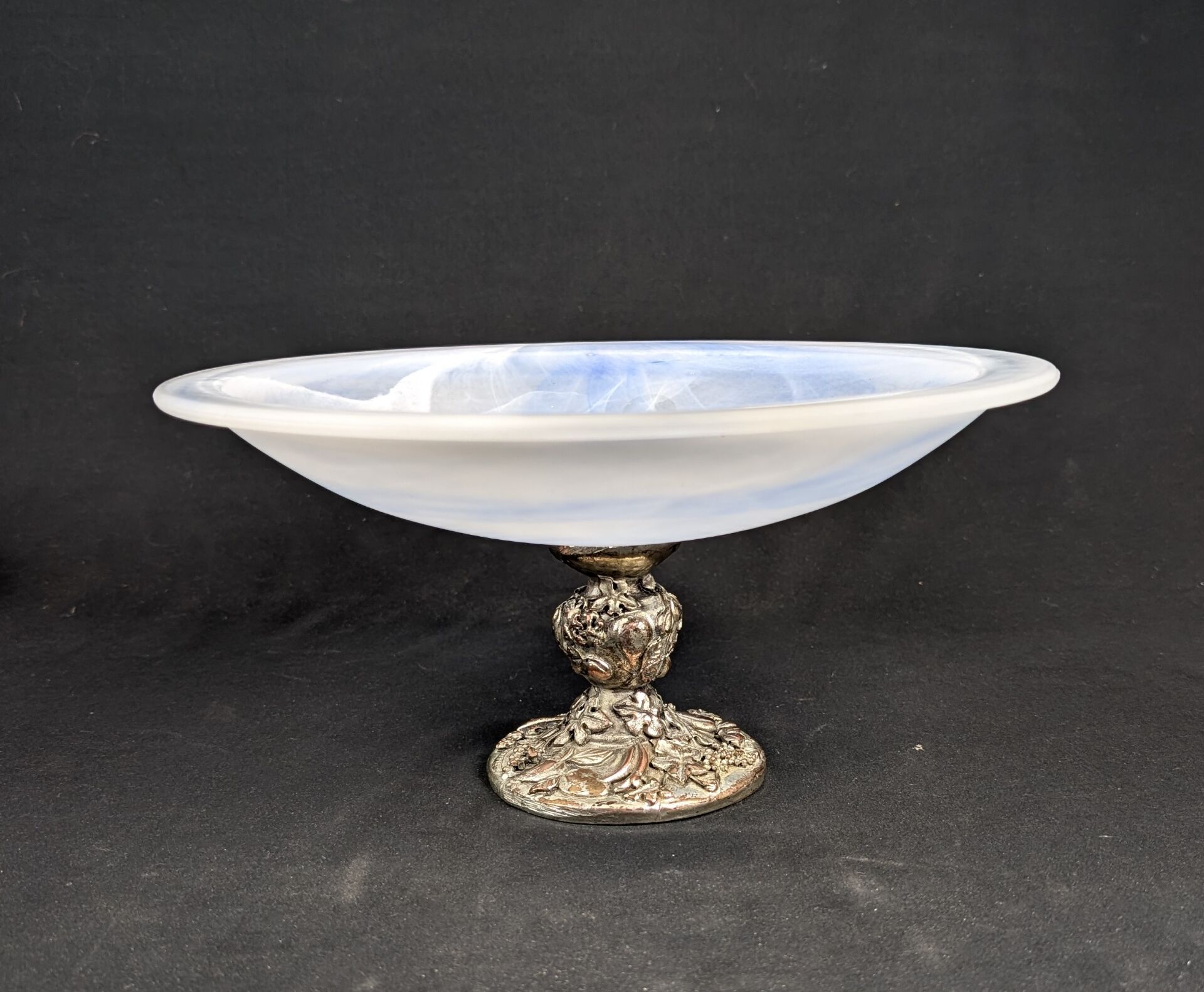 Coupelle centre de table verre opalin bleu