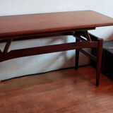 Niels Bach of the 60 convertible table
