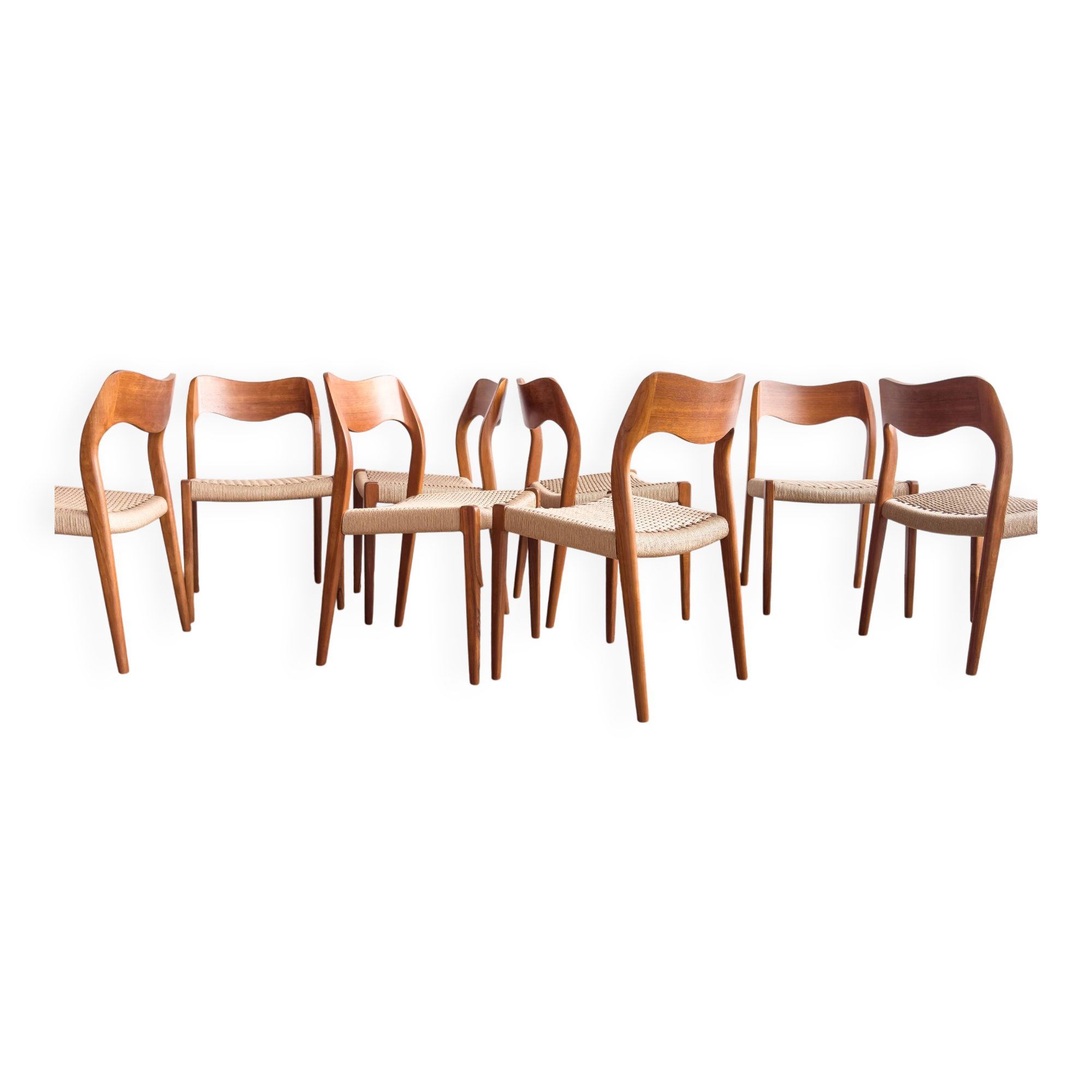 Lot de 8 chaises de salle à manger modèle 71 en teck par Niels O. Møller