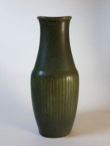 Vase, grez porcelain. collier series by gunnar nylund for rörstrand.  sweden 1936