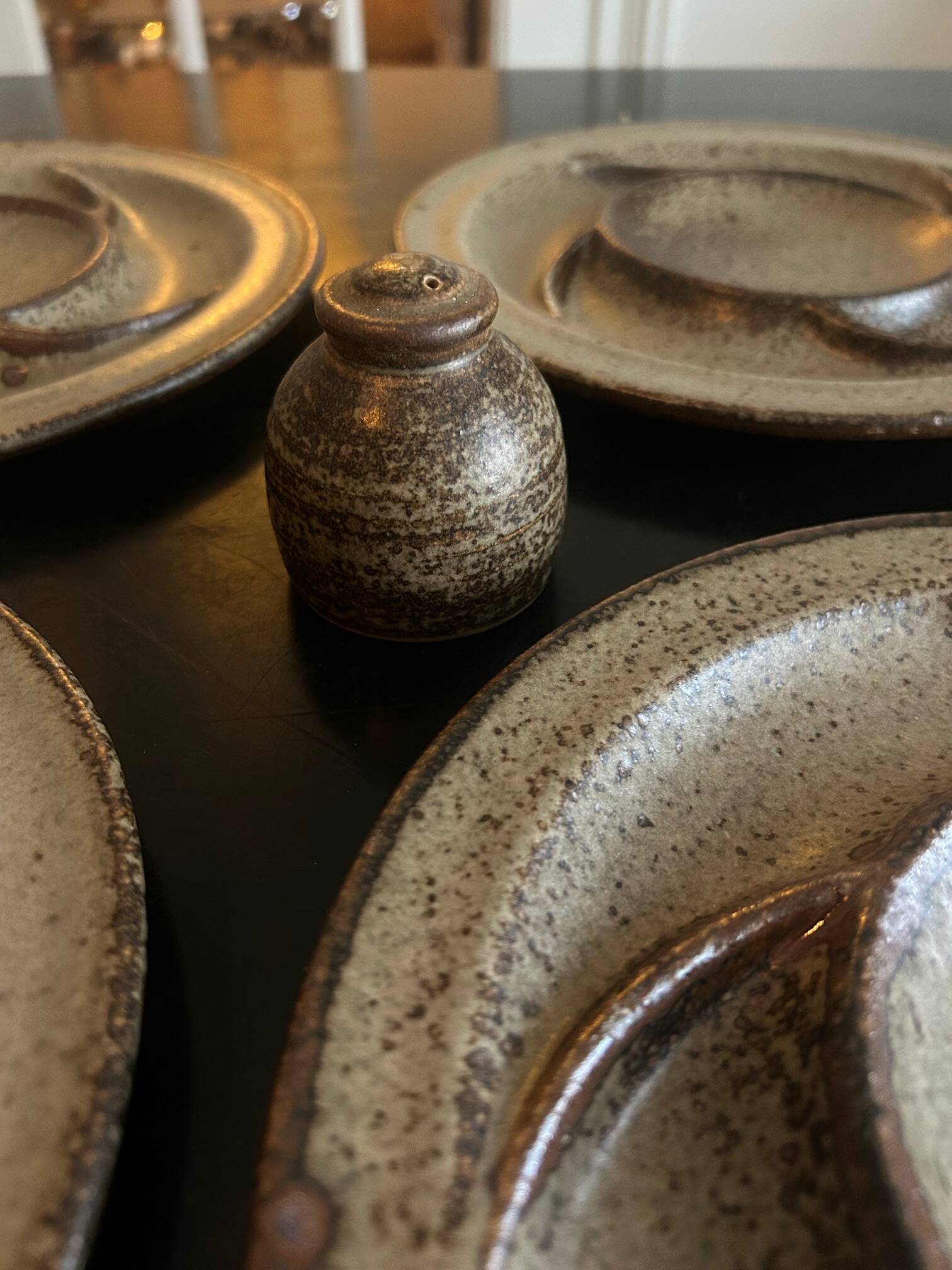 Jean Tessier stoneware tableware, Le Cep workshop