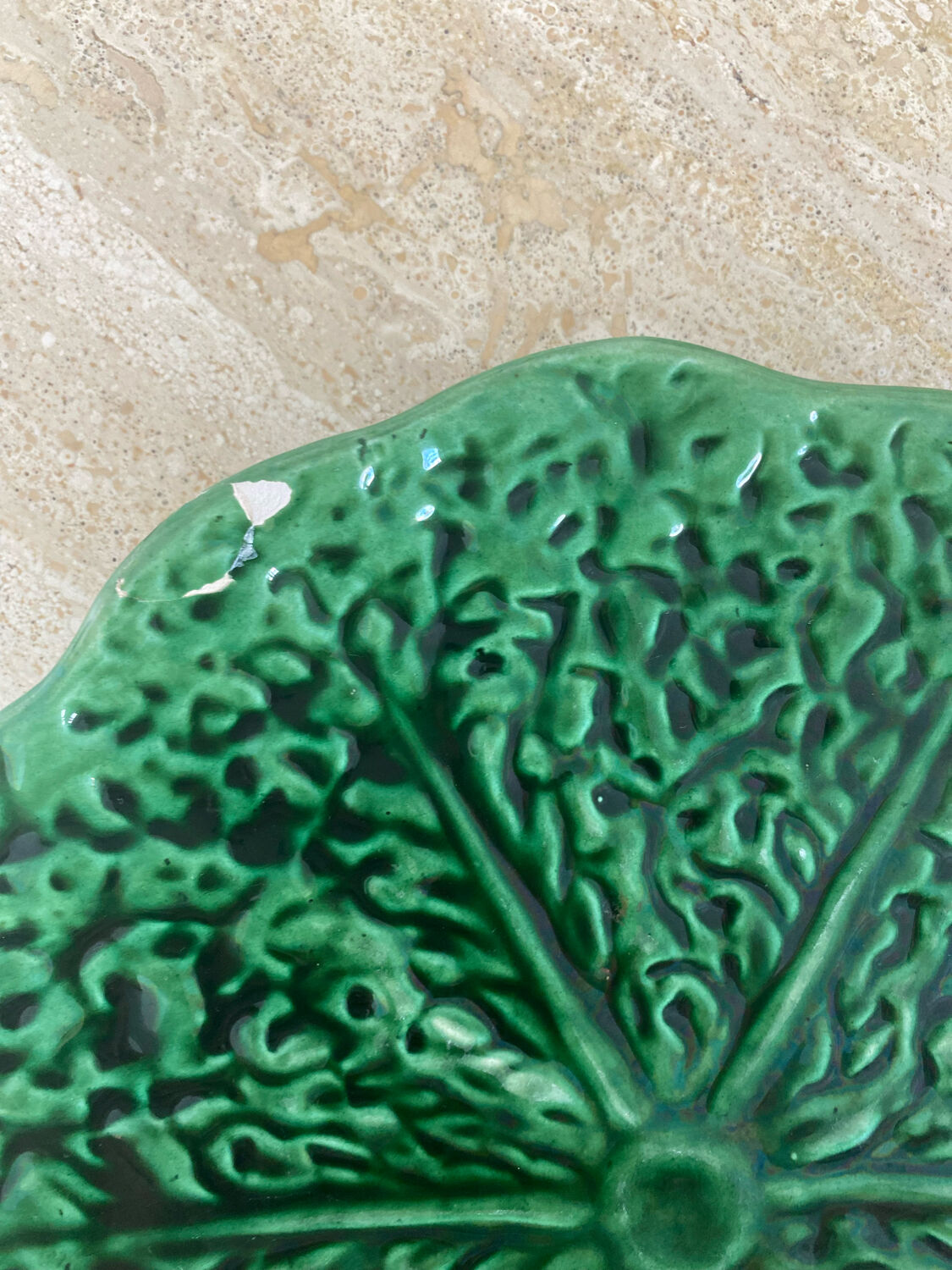 Slurry tureen and its tray