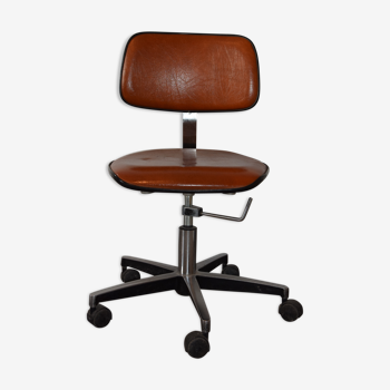 Bank office chair from the 1960s