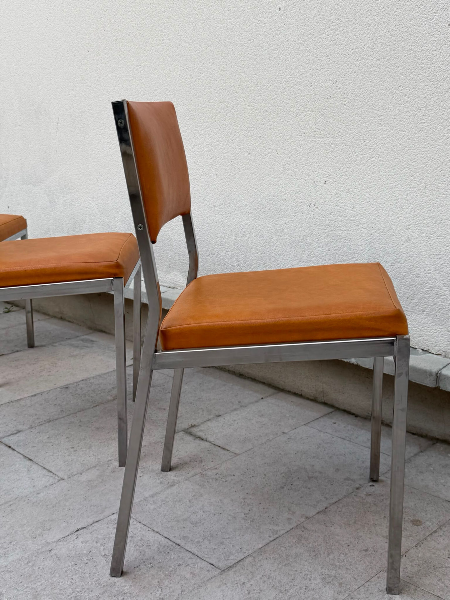 Lot 4 chaises vintage