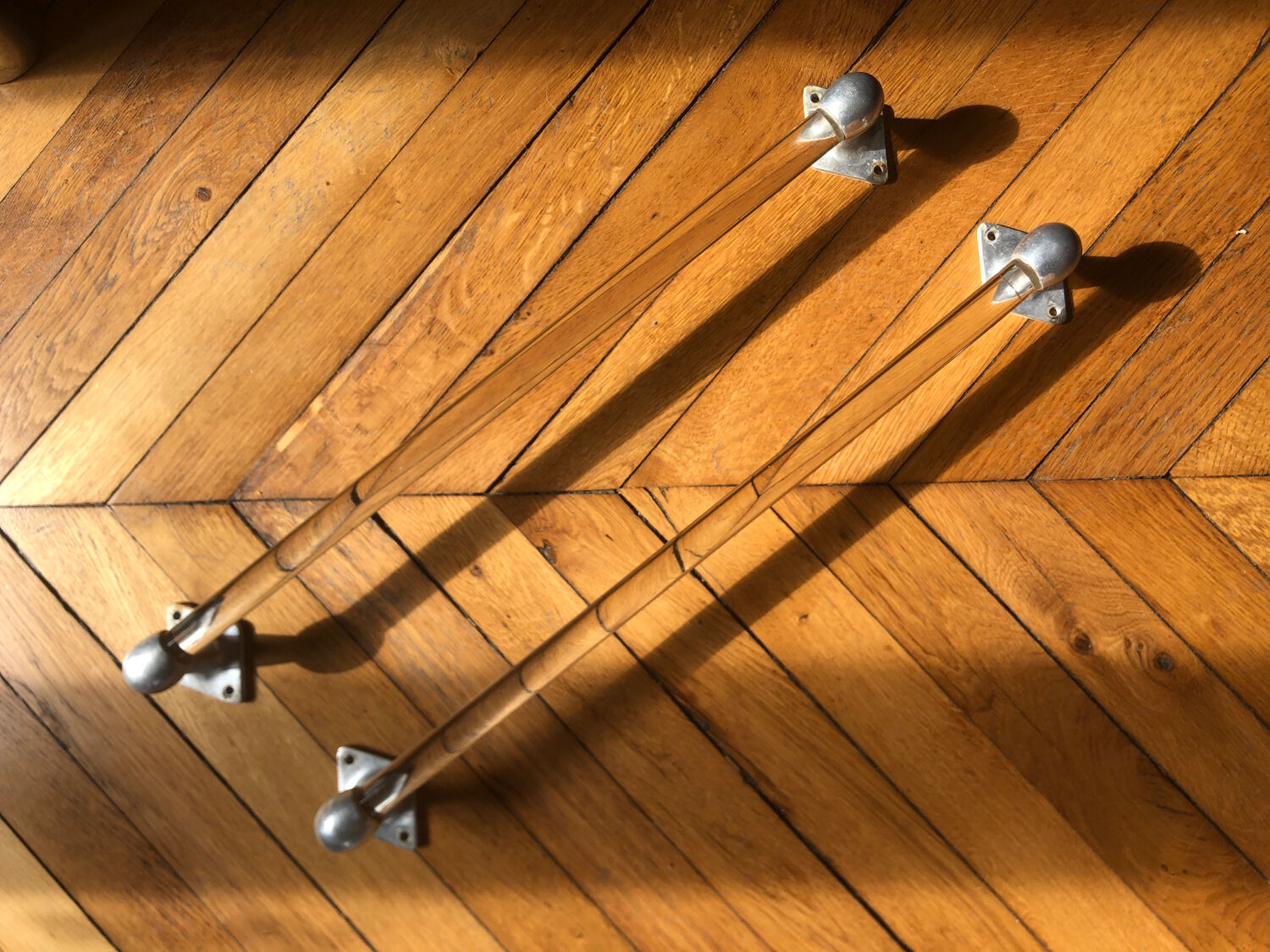 Art Deco towel rack in glass and aluminum