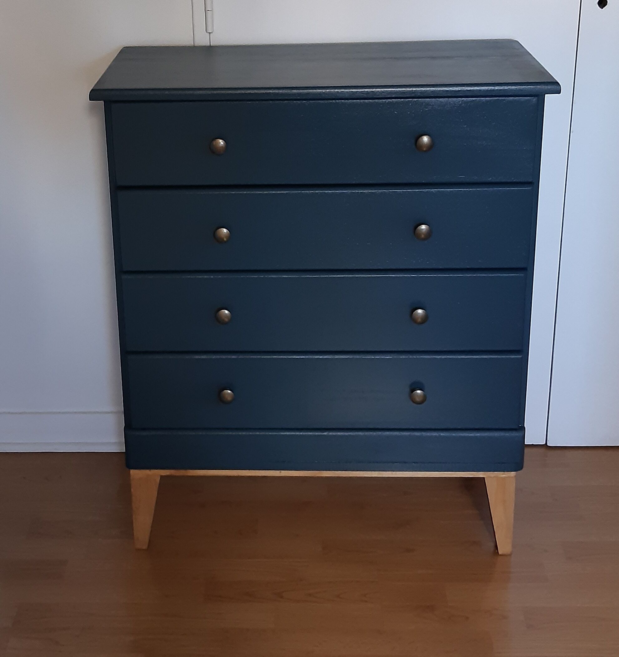 Commode scandinave bleu ganne