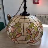 Mother-of-pearl suspension