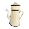 Cafetière en tôle émaillée beige et liseré vert