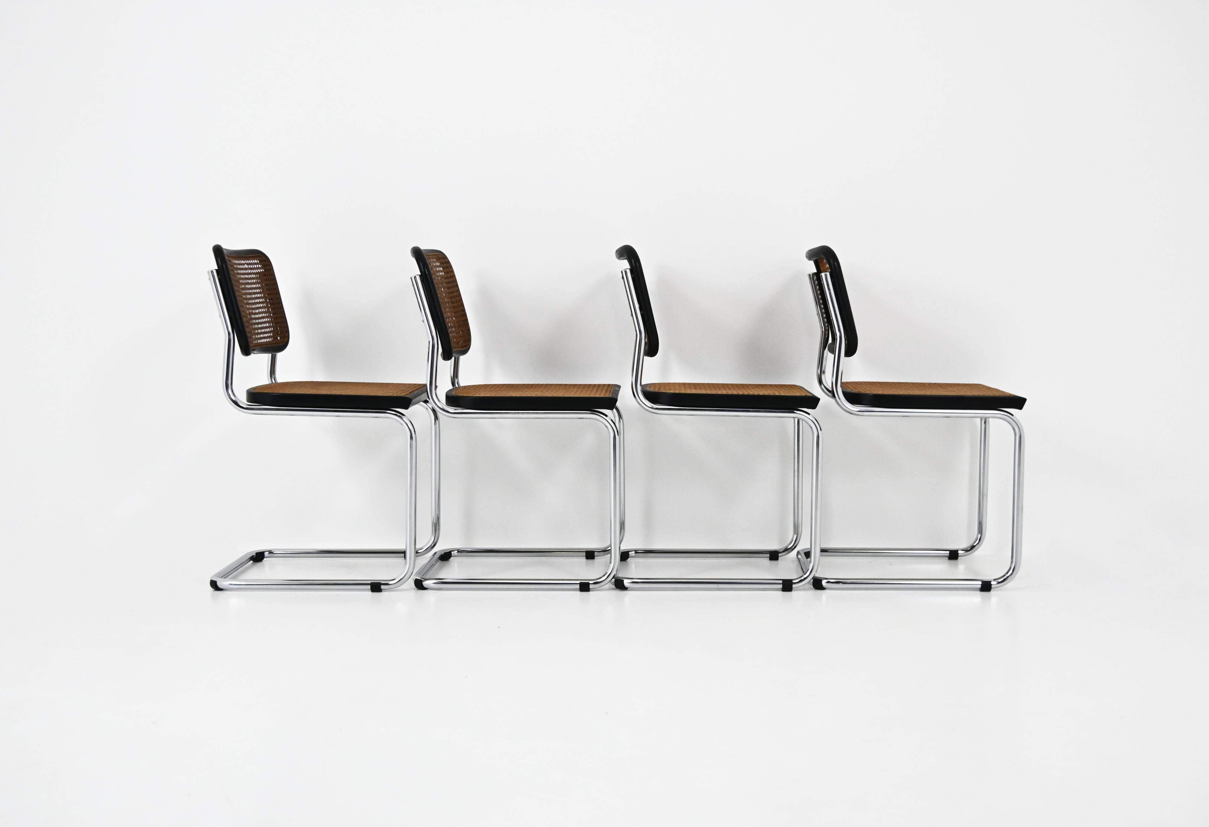 Set of 4 B32 model dining chairs by Marcel Breuer.