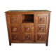 Buffet de style brutaliste