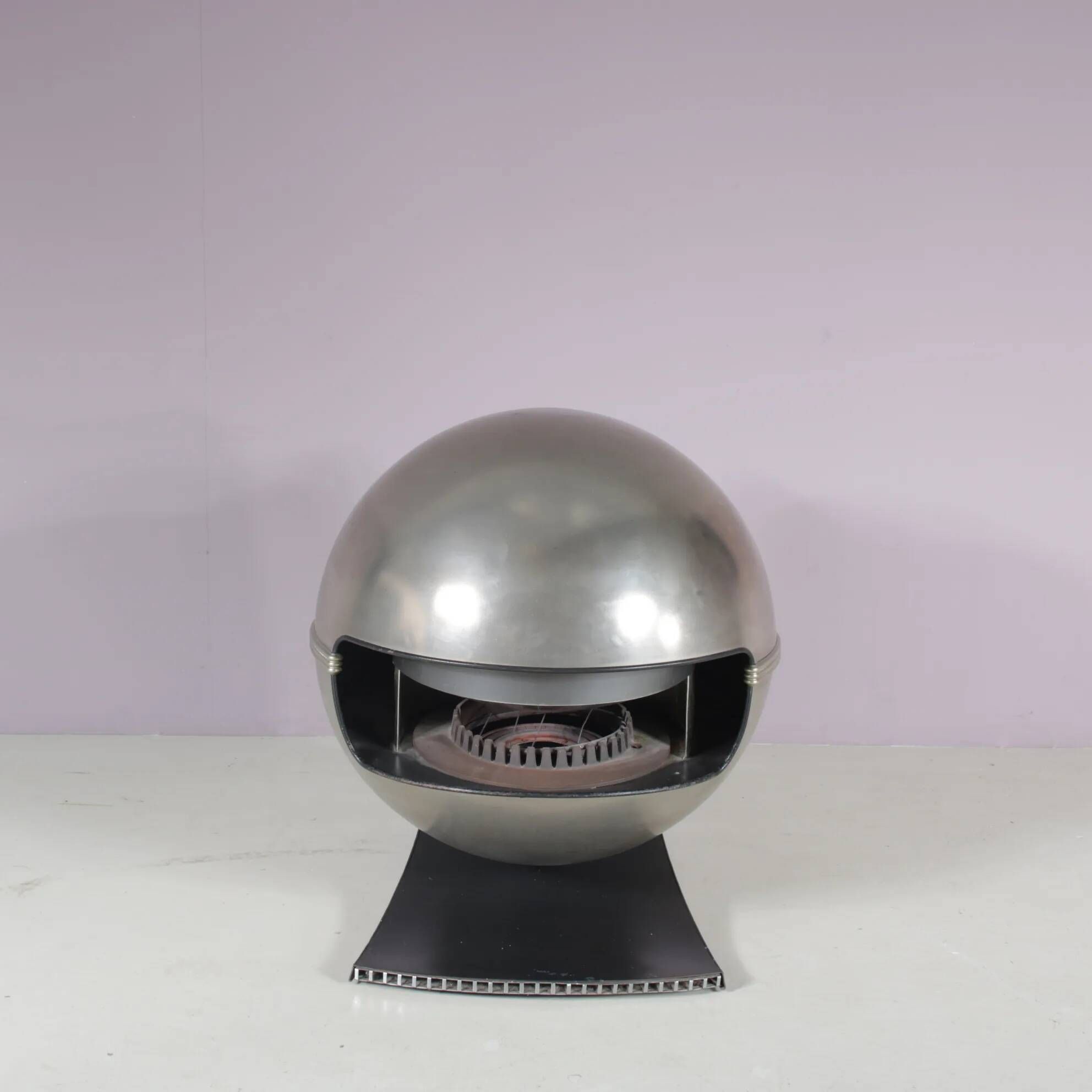 1970s Model "2000" gas heater by Richard Wolthekker for Faber, Netherlands