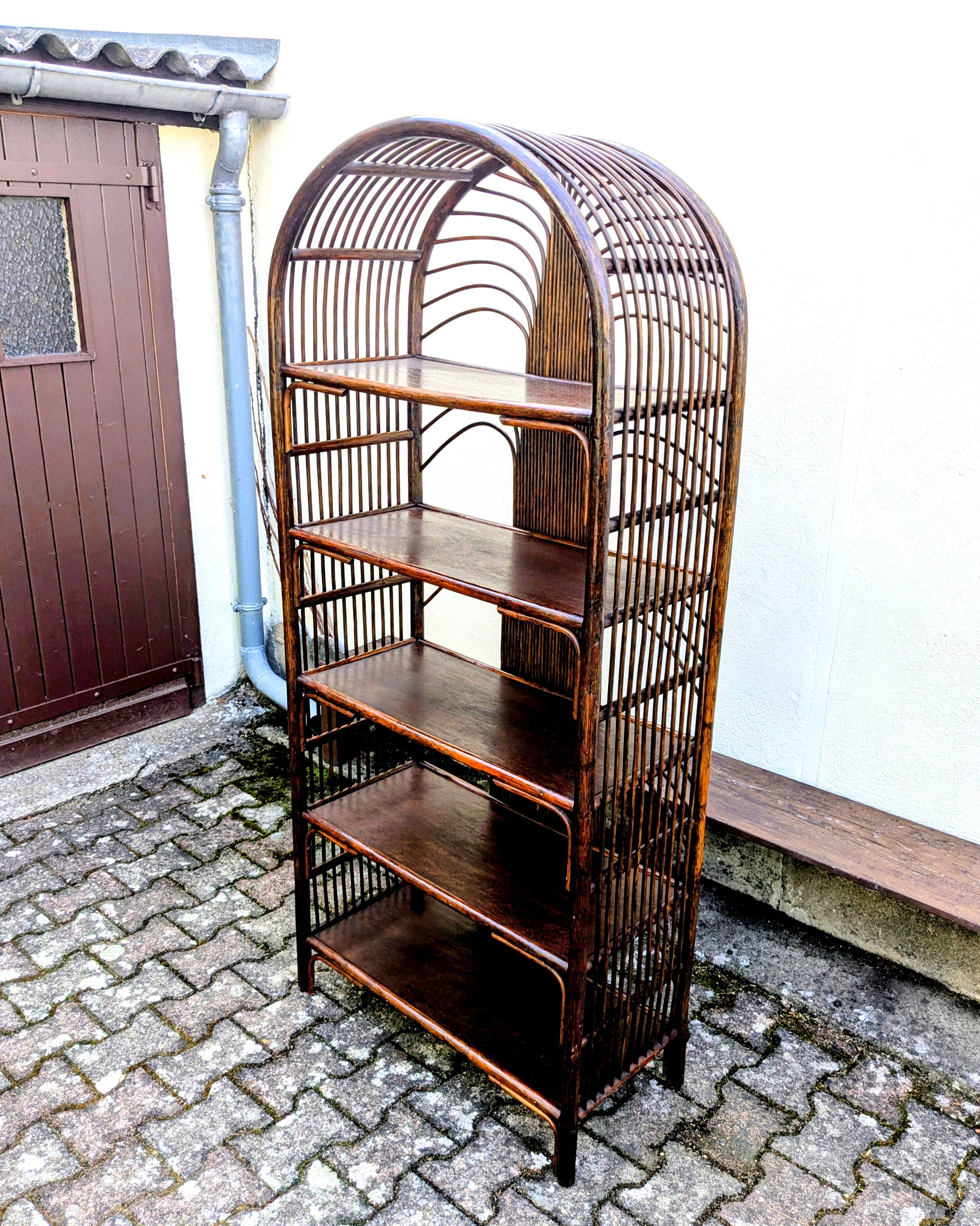 Library / Rattan shelf