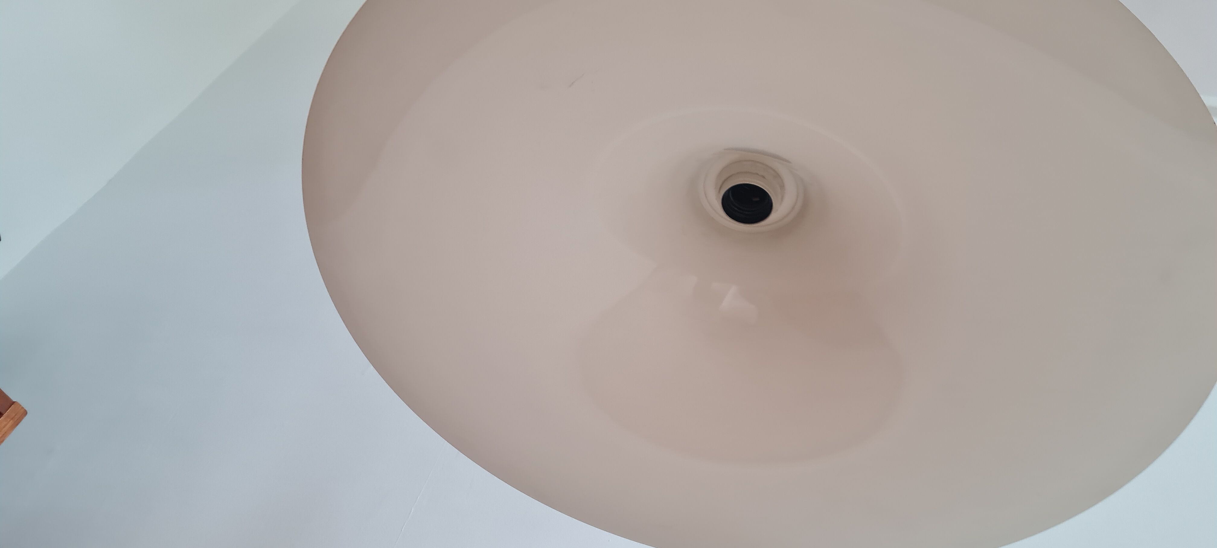 Scandinavian pendant lamp by Vrieland Design