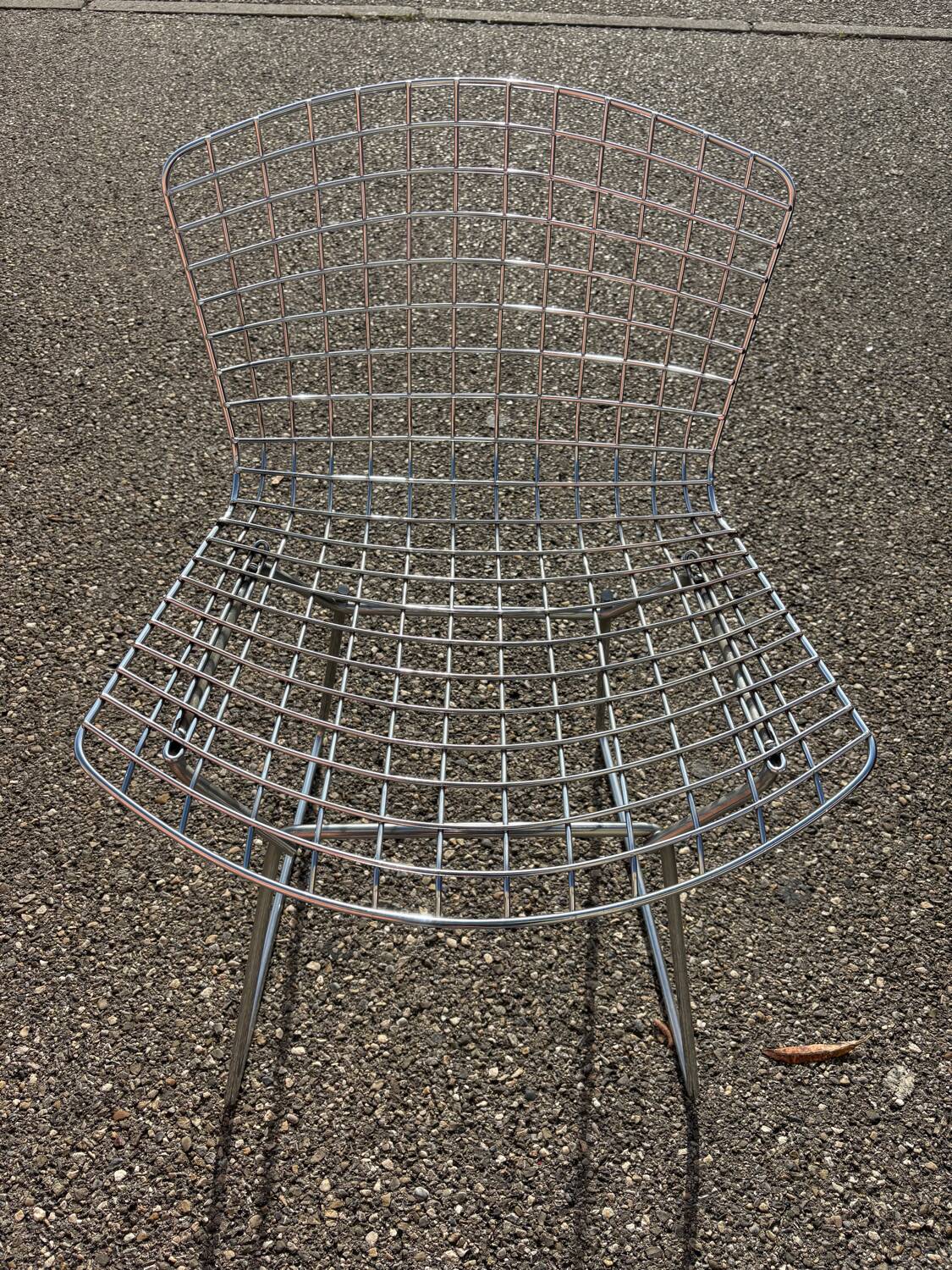 Harry Bertoia chair