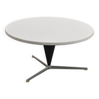 "Cone" coffee table by Verner Panton, design 1958