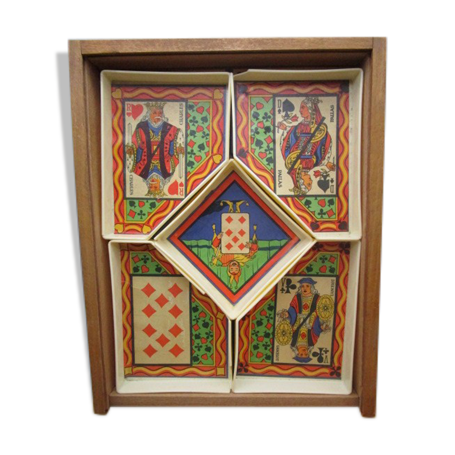 Ancient yellow dwarf games