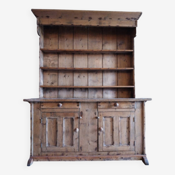 English country dresser