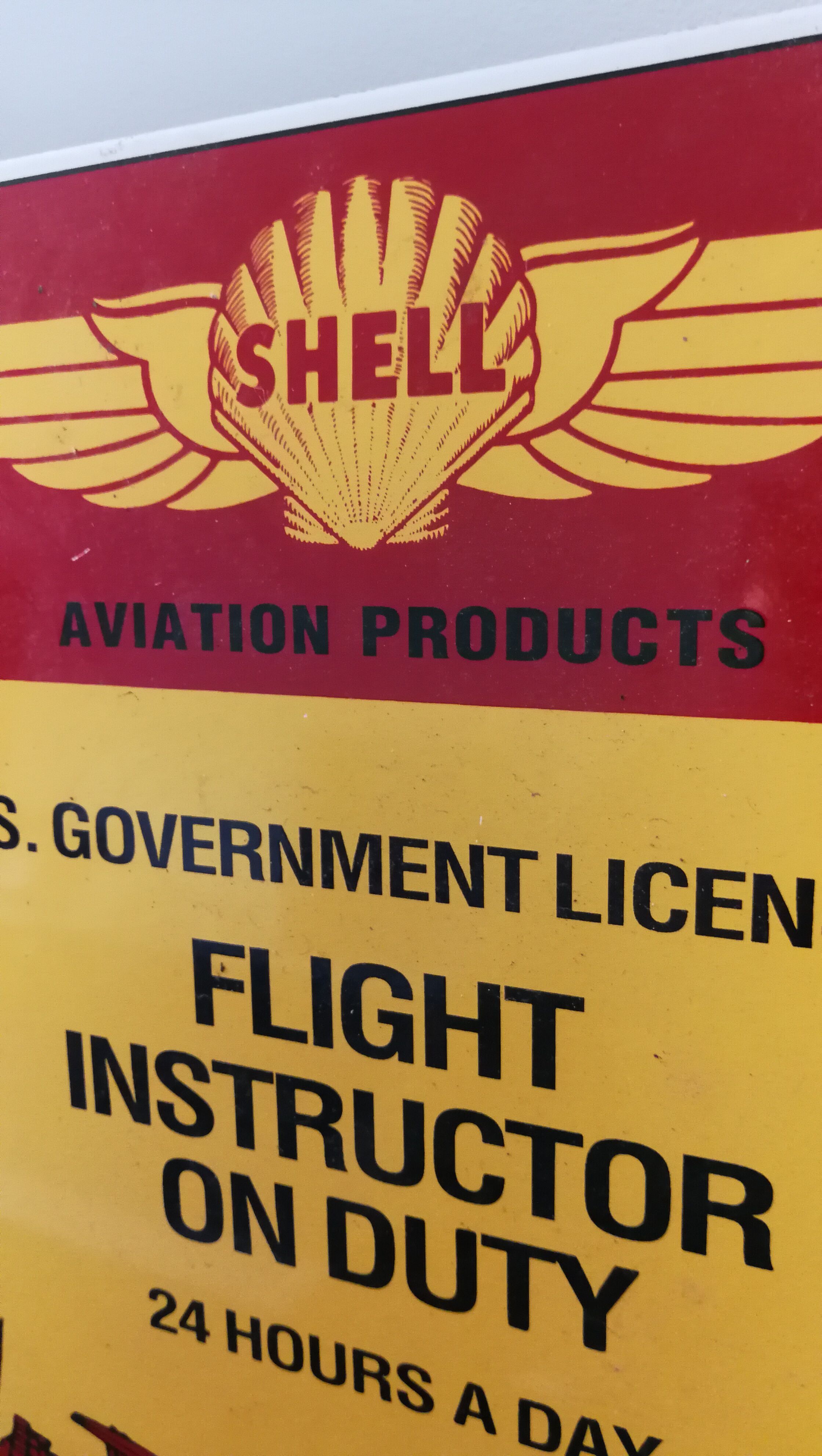 Enamelled plate Shell Aviation products