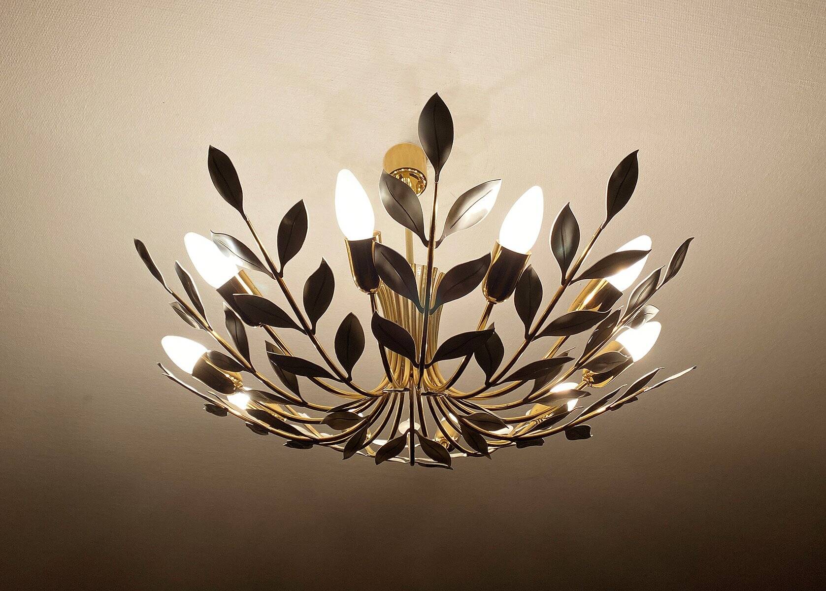 Large vintage pendant light from Vereinigte Werstaetten, 1950s