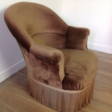 Chocolate toad armchair