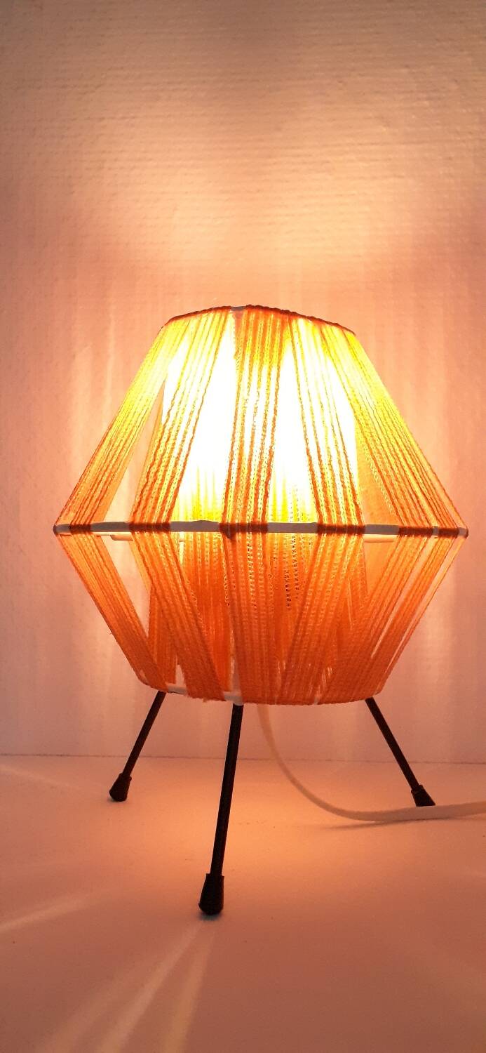 Tripod lamp in metal and red acrylic ribbon, 1950s-1960s