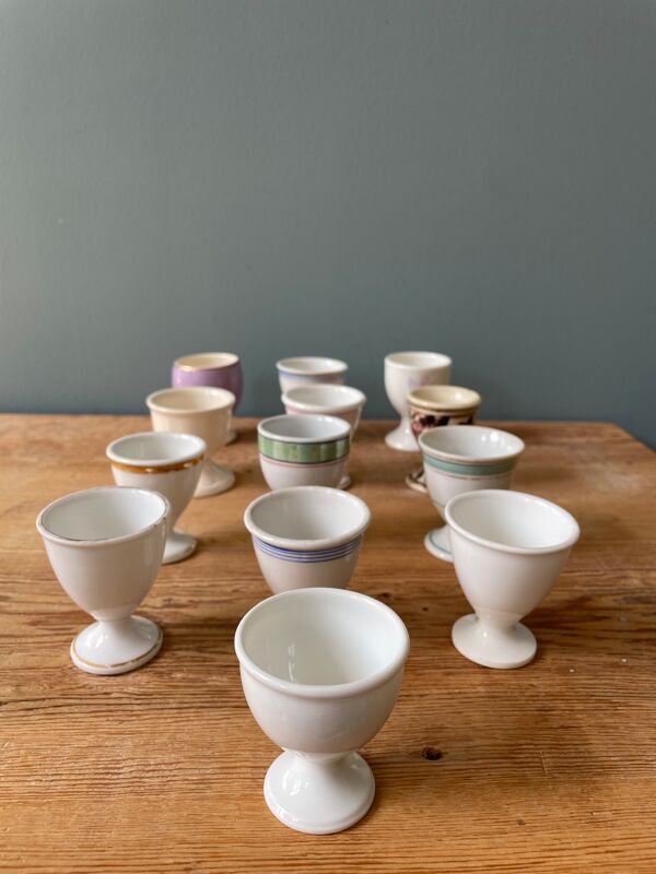 Lot de 13 coquetiers anciens sur pied