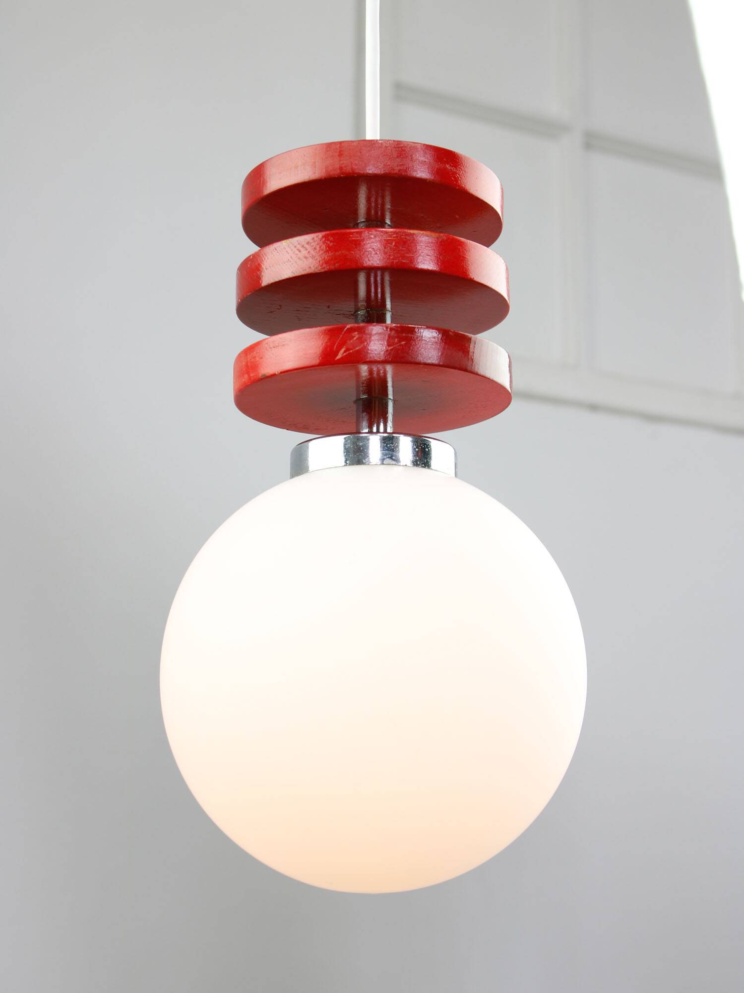 Vintage Italian Red Disc Pendant Lamp In Chrome and Wood, 1970s