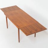 Extendable dining table by Skøvby Møbelfabrik