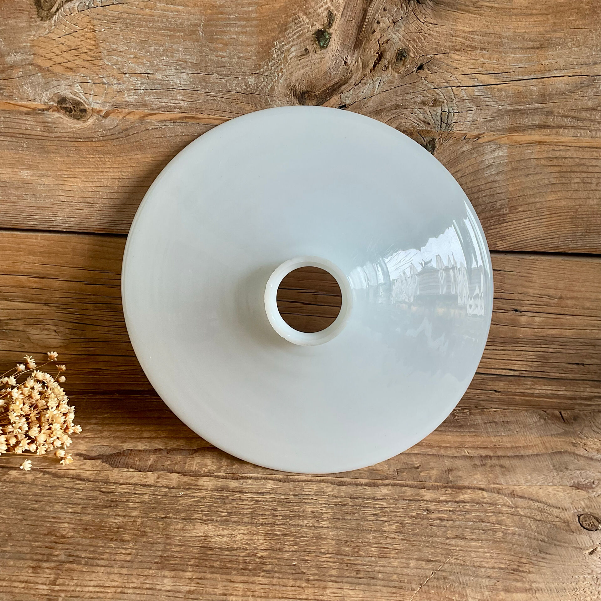 Suspension en opaline blanche