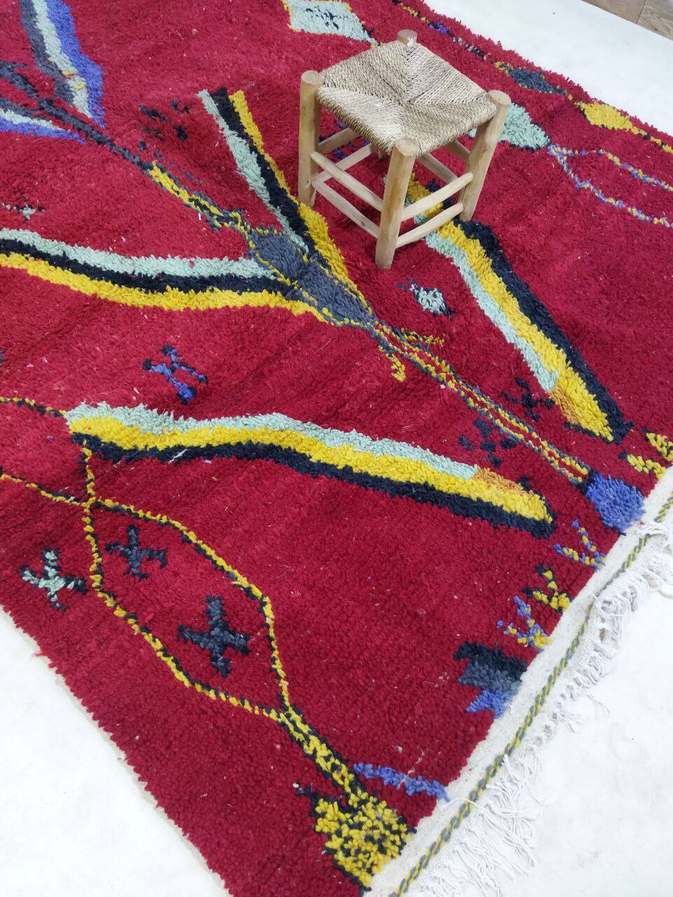 Handmade red moroccan berber rug 300 x 200 cm