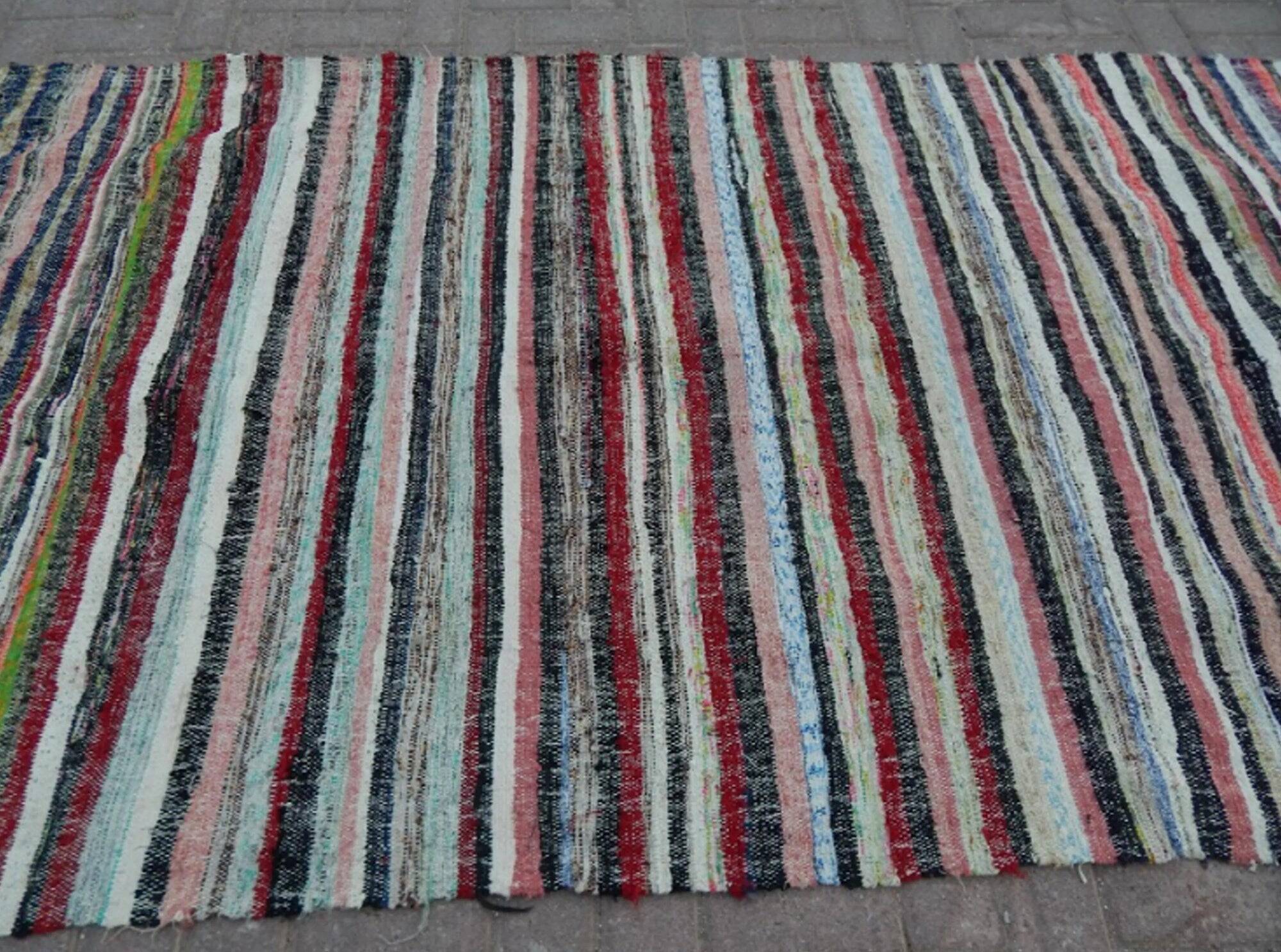 Vintage Turkish handmade rug 130x282 cm